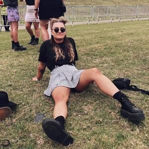 Meet your Posher, Harmony